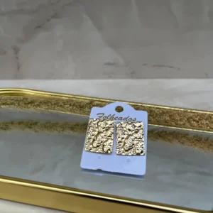Aretes cuadrado puntitos