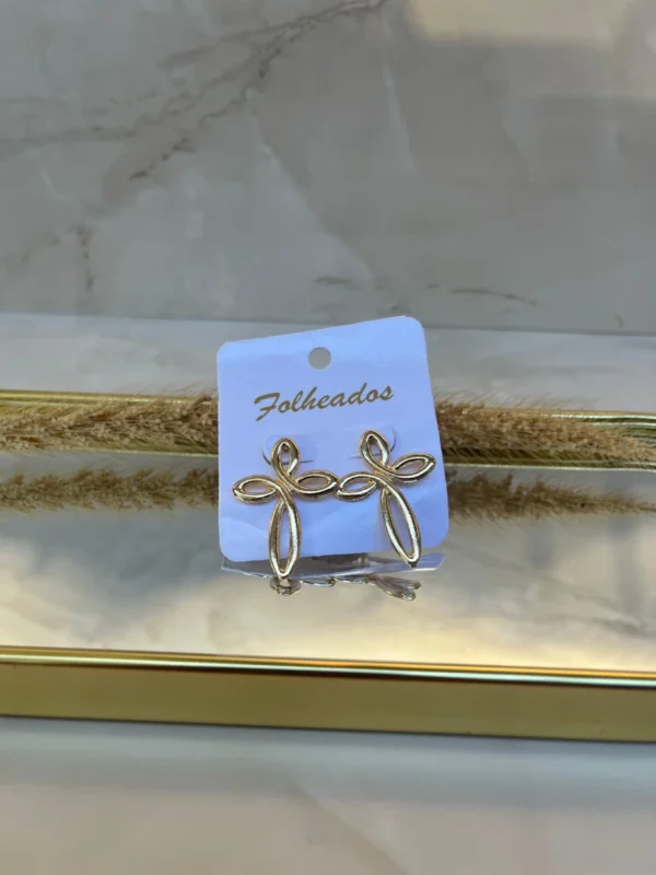 Aretes tipo cruz sin relleno