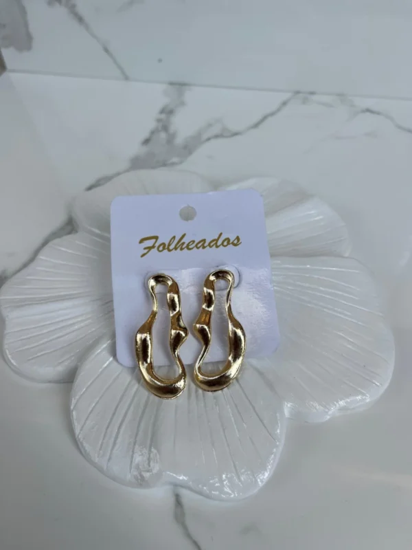 Argollas delgadas doradas