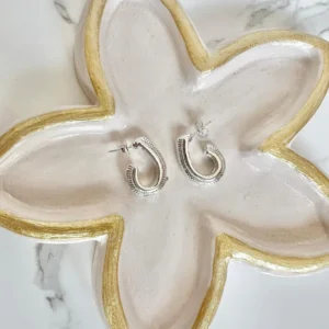 Argollas forma J plateadas