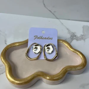 Argollas raras con botón