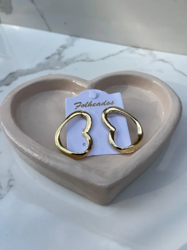 Corazón ovalado dorado