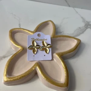 Flor pequeña lisa