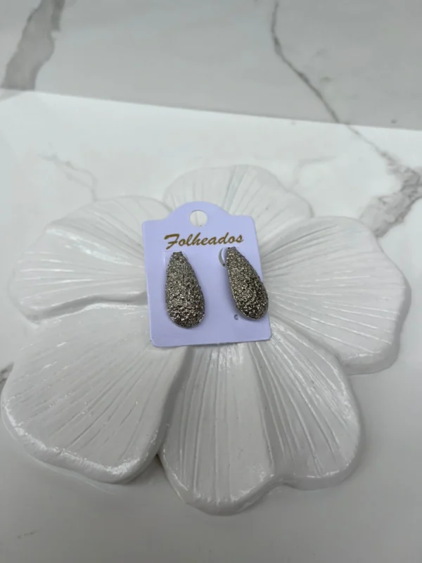 Gotas finas plateadas