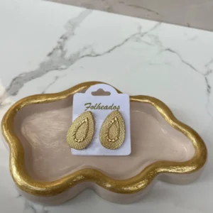 Gotitas texturizadas doradas
