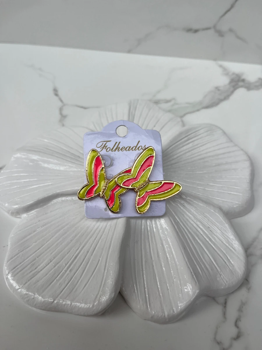 Mariposas grandes rosado con amarillo