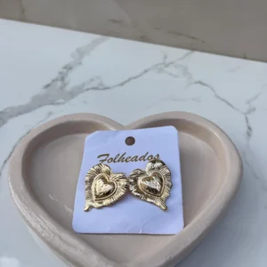 Palma en forma de corazón dorado
