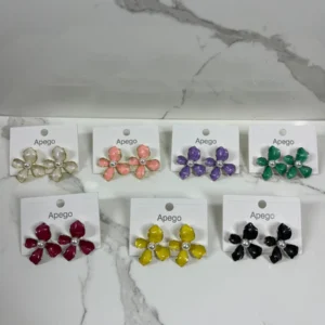 Florcita de 4 puntas colores con perla