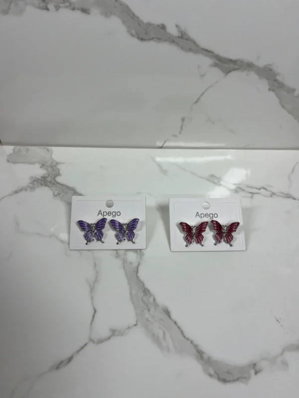 Mariposas con antenas abajo