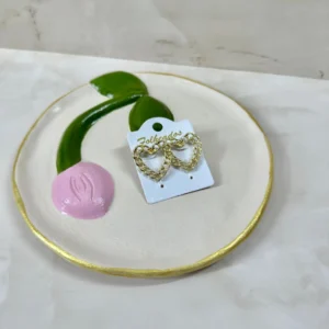 Corazón encadenado dorado