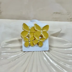 Mariposa doble pequeña grande mostaza