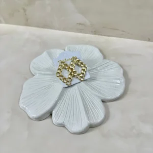 Triángulos encadenados dorado