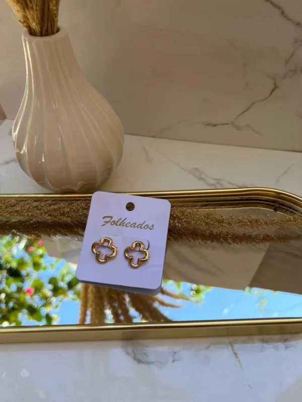 Van cleef pequeño dorado