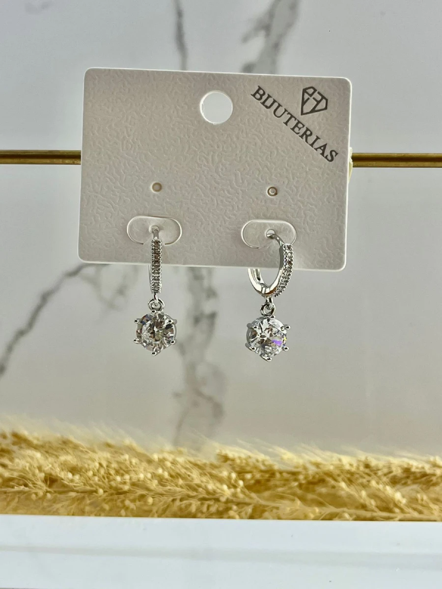 Dormilona con circón plateado