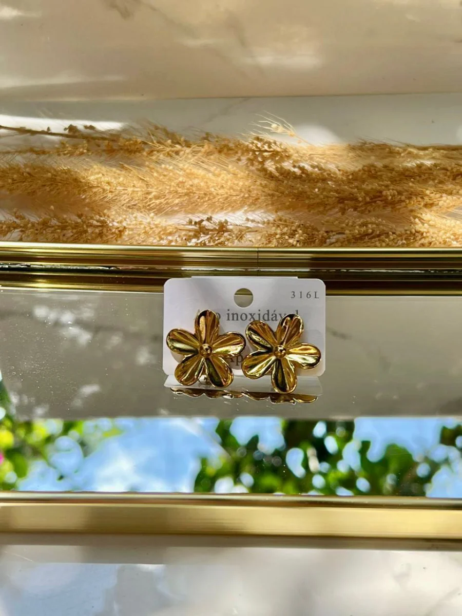 Flor 5 puntas redondas doradas